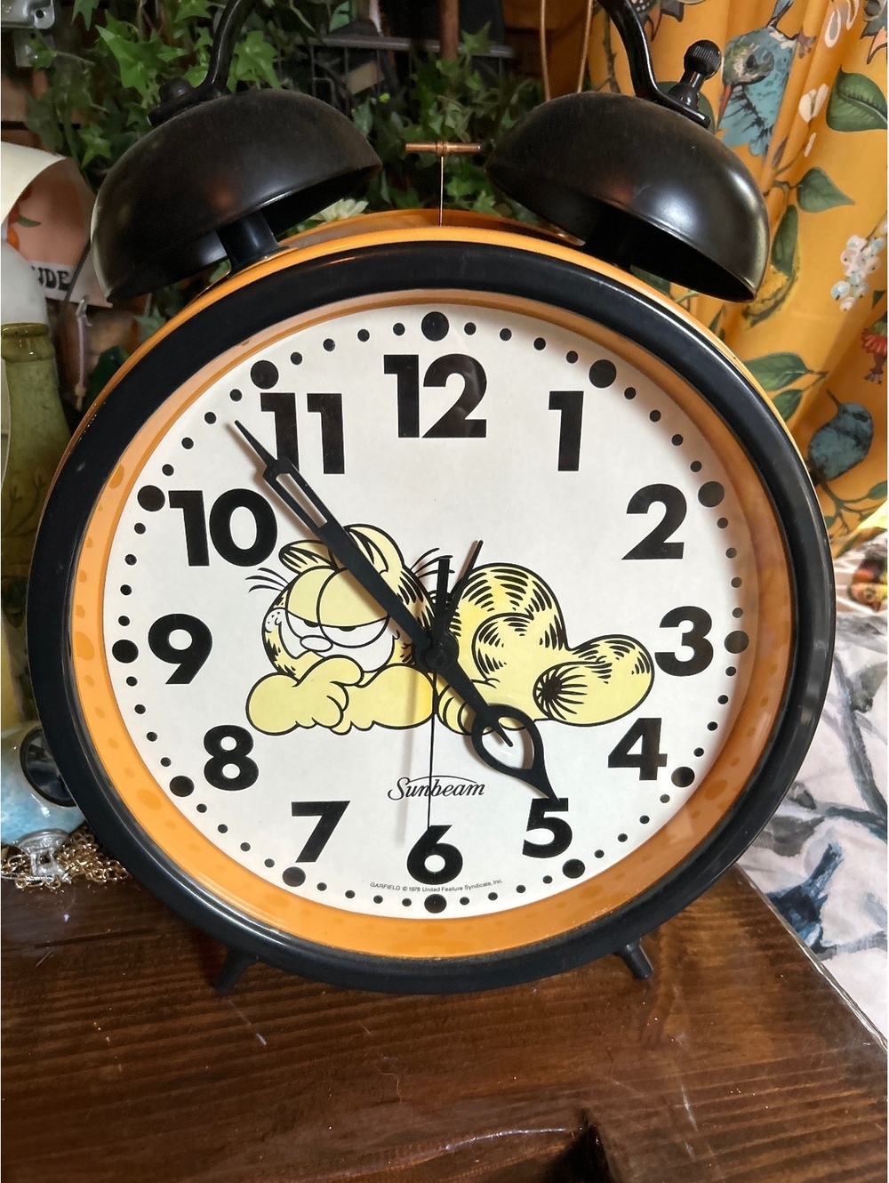Vintage Sunbeam Garfield Twin Bell Alarm Clock